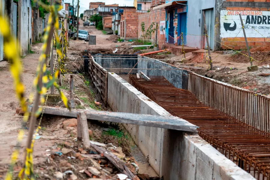 Obras no Redenção avançam com foco em mIcrodrenagem e novas frentes de serviço Obras no Redenção avançam com foco em mIcrodrenagem e novas frentes de serviço