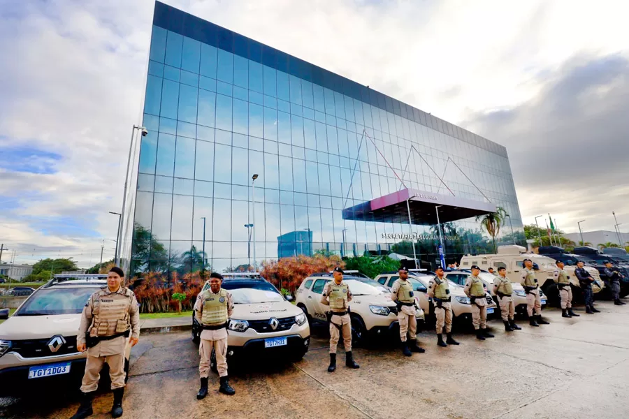 Forças policiais da Bahia recebem veículos blindados e fuzis para potencializar ações de segurança