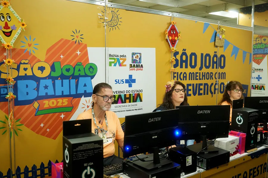 Estandes de testagem rápida para Infecções Sexualmente Transmissíveis atendem população nos festejos do São João da Bahia Estandes de testagem rápida para Infecções Sexualmente Transmissíveis atendem população nos festejos do São João da Bahia