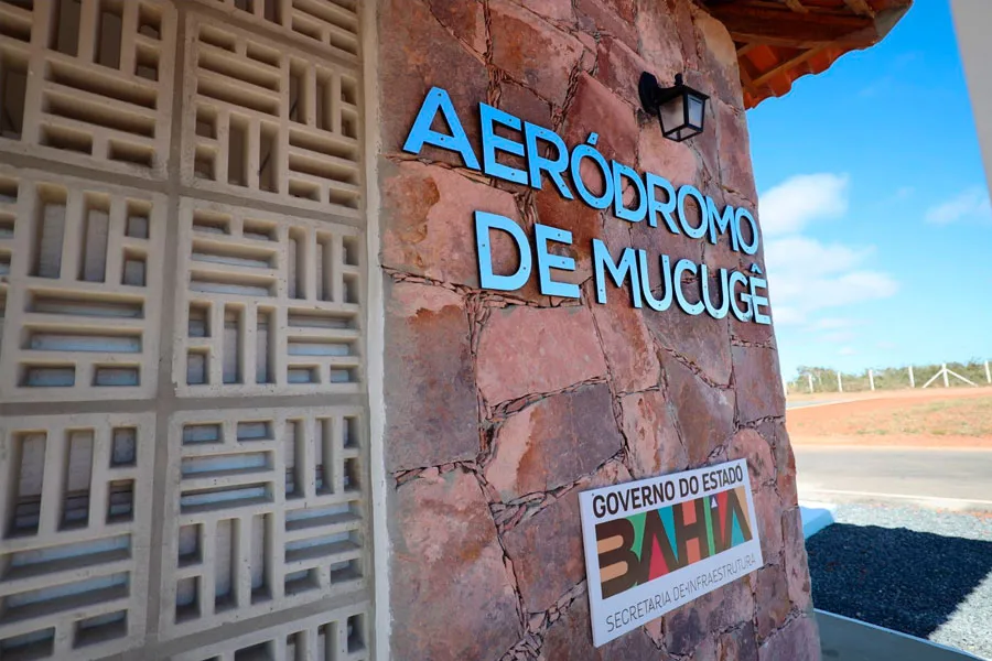 Em Mucugê, governador entrega aeródromo e acompanha festejos de São João