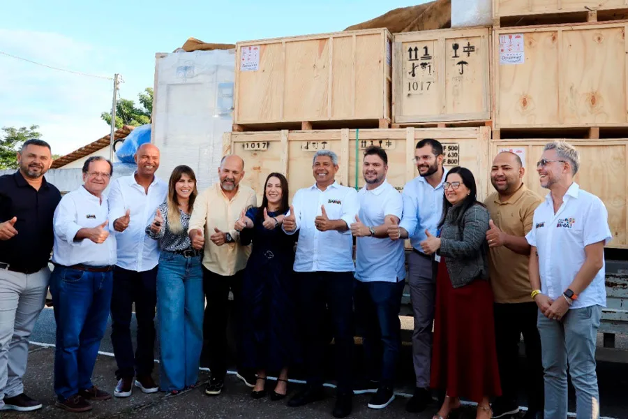 Jerônimo Rodrigues entrega obras de infraestrutura, equipamentos médicos e novos investimentos 