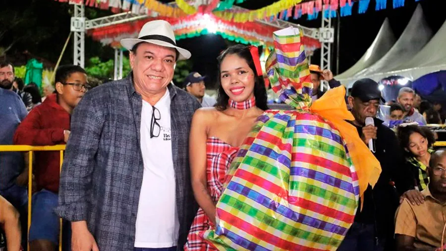 2º dia do Forró do Peroá bate recorde com show de Naiara Azevedo em Mucuri