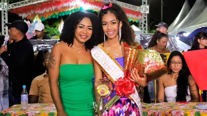 2º dia do Forró do Peroá bate recorde com show de Naiara Azevedo em Mucuri