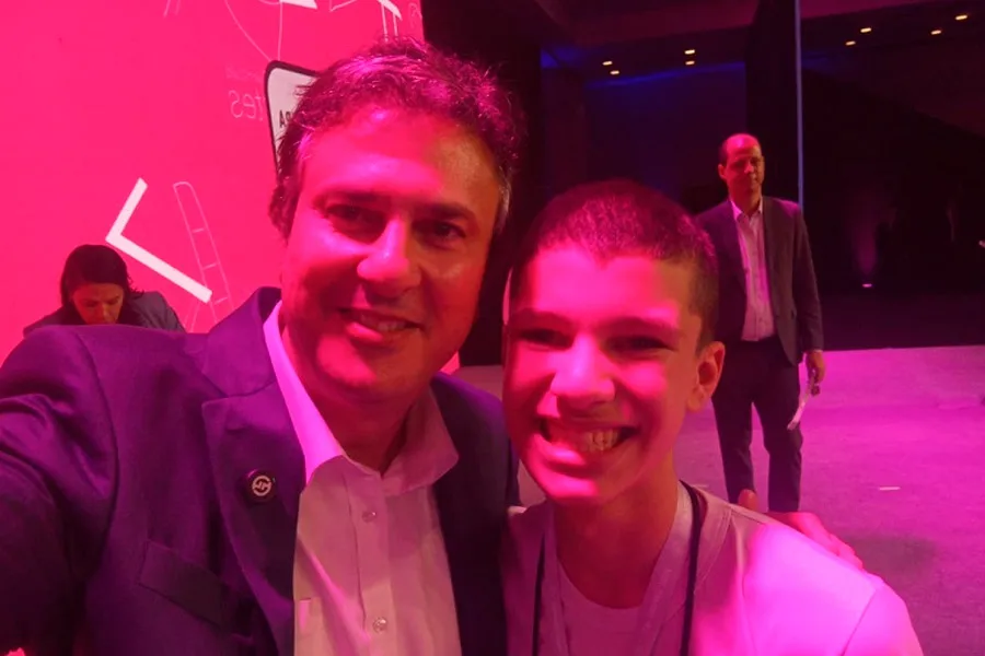 Heitor Haidan conquista ouro e representa Teixeira de Freitas na Olimpíada de Matemática no RJ Heitor Haidan conquista ouro e representa Teixeira de Freitas na Olimpíada de Matemática no RJ