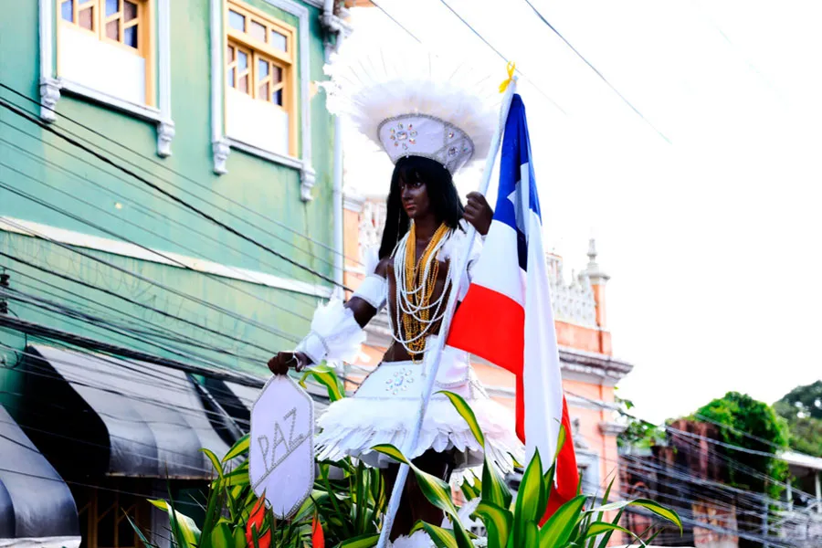 Bahia celebra 202 anos de Independência com tradicional cortejo cívico Bahia celebra 202 anos de Independência com tradicional cortejo cívico