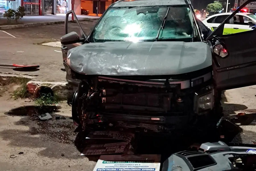 Jovem cigano morre em acidente no centro de Teixeira de Freitas