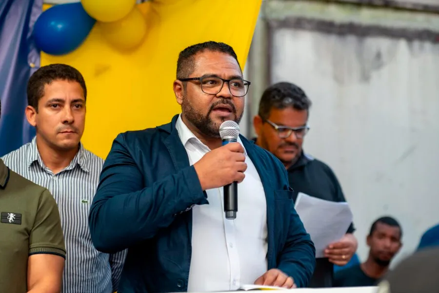 Prefeitura assina ordem de serviço para construção de escola infantil Prefeitura assina ordem de serviço para construção de escola infantil