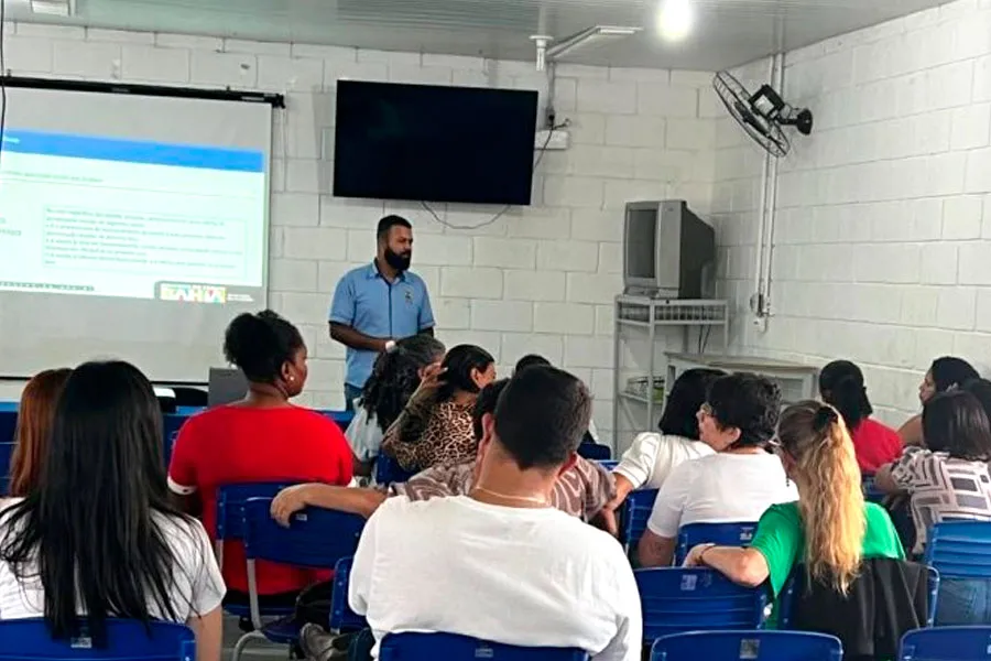 Mucuri capacita secretários escolares e planeja educação de qualidade até 2028