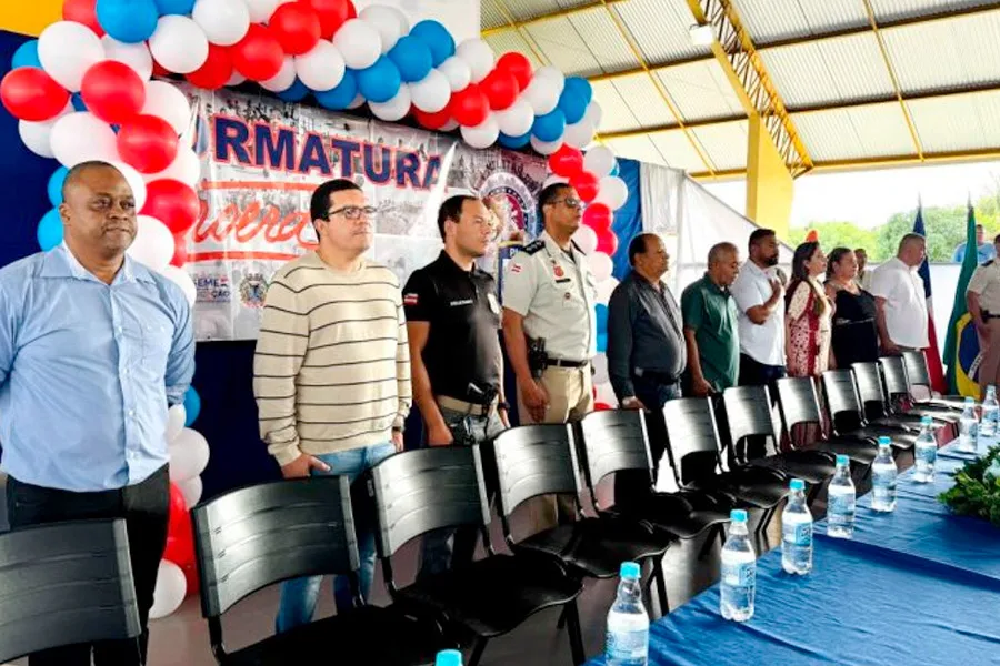 Formatura do PROERD reúne 198 alunos e reforça parceria entre PM e Prefeitura de Mucuri