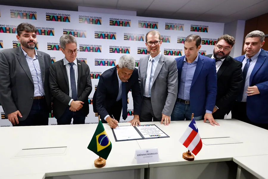 Governador autoriza duas importantes obras de pavimentação e recuperação de vias em Teixeira de Freitas