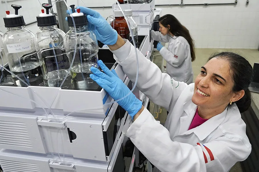 Seagri amplia serviços laboratoriais e fortalece agropecuária baiana