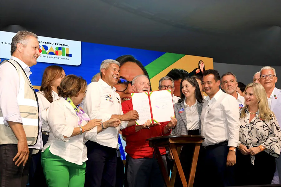 Jerônimo acompanha Lula em Juazeiro no lançamento do PAC Seleções e pacote para a saúde
