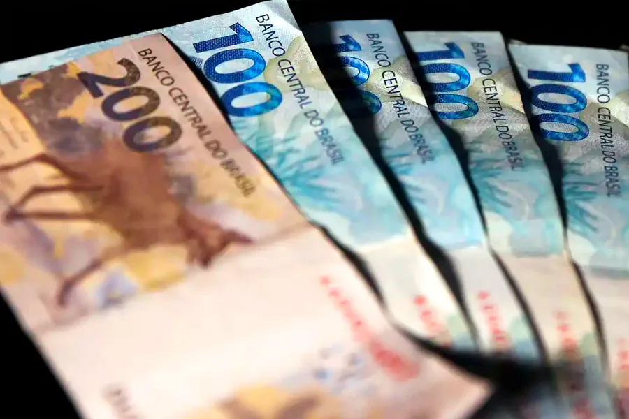 FGTS distribuirá quase R$ 13 bi do lucro de 2024