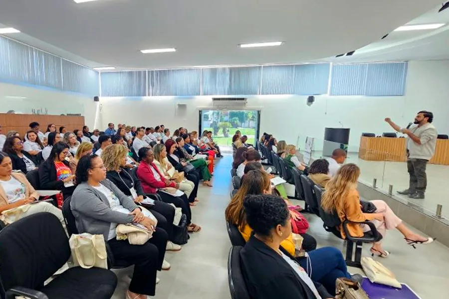 Mucuri realiza 10ª Conferência Municipal de Assistência Social e celebra os 20 anos do SUAS Mucuri realiza 10ª Conferência Municipal de Assistência Social e celebra os 20 anos do SUAS