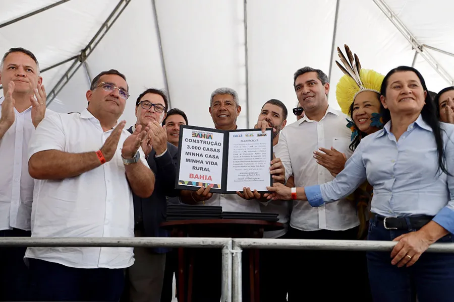 Bahia amplia investimentos e garante novas casas para população rural e povos tradicionais