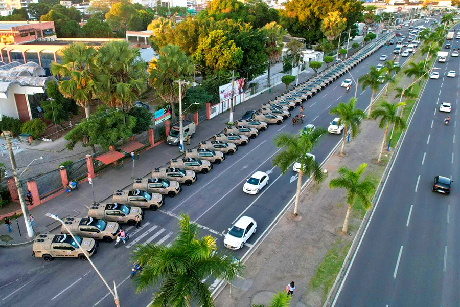 Entrega de 65 novas viaturas em Feira de Santana amplia capacidade operacional da Polícia Militar em municípios da região Entrega de 65 novas viaturas em Feira de Santana amplia capacidade operacional da Polícia Militar em municípios da região