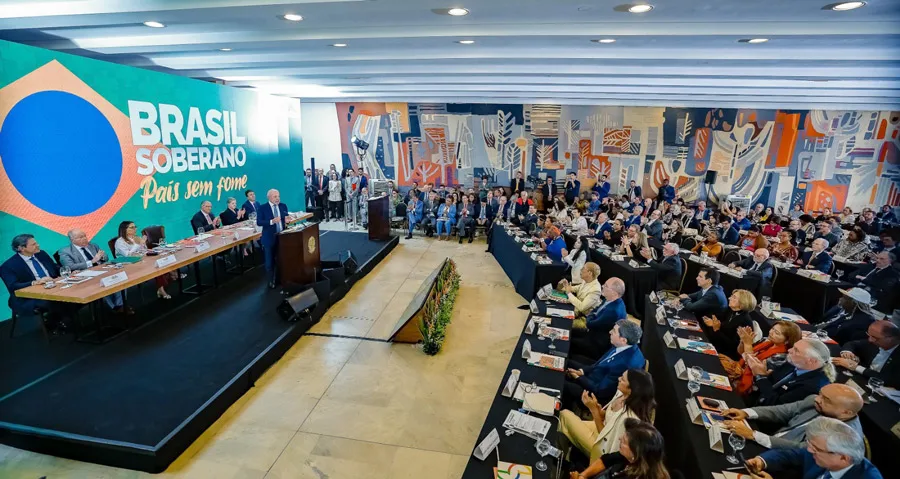 Com Lula, Jerônimo participa de plenária do Conselho de Desenvolvimento Econômico Social Sustentável em Brasília