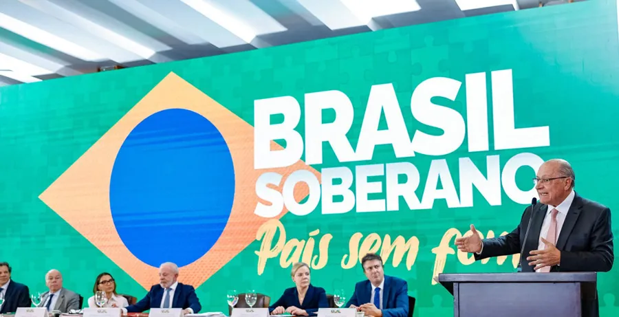 Com Lula, Jerônimo participa de plenária do Conselho de Desenvolvimento Econômico Social Sustentável em Brasília