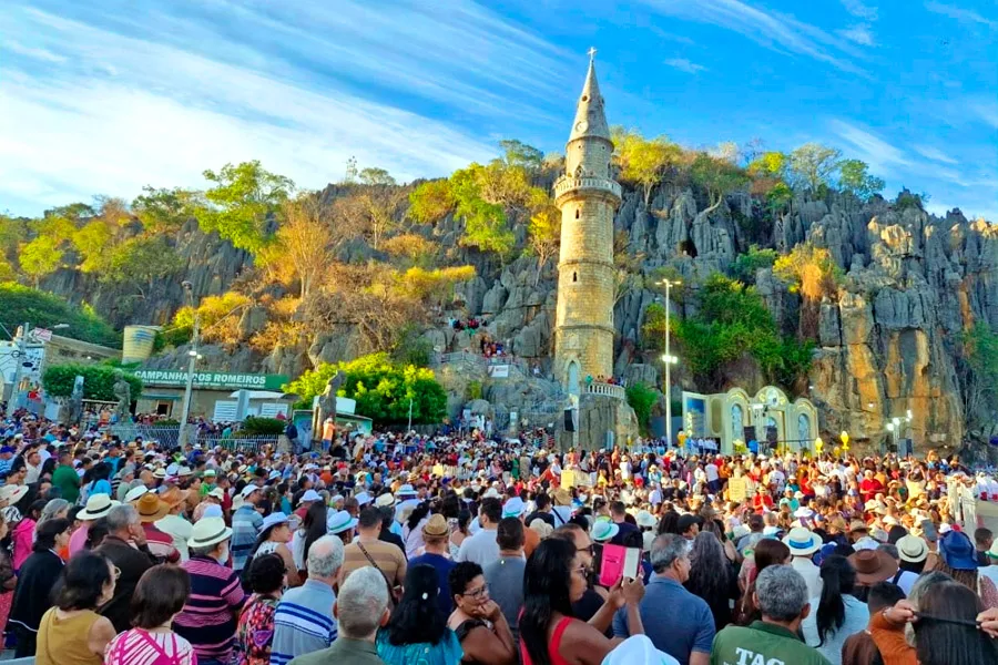 Romaria de Bom Jesus da Lapa mostra força do turismo religioso da Bahia