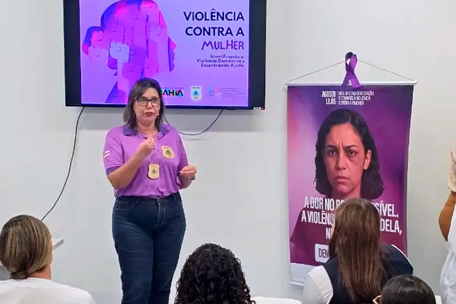 Polícia Civil promove palestra sobre violência doméstica no Hospital Costa das Baleias em alusão ao Agosto Lilás