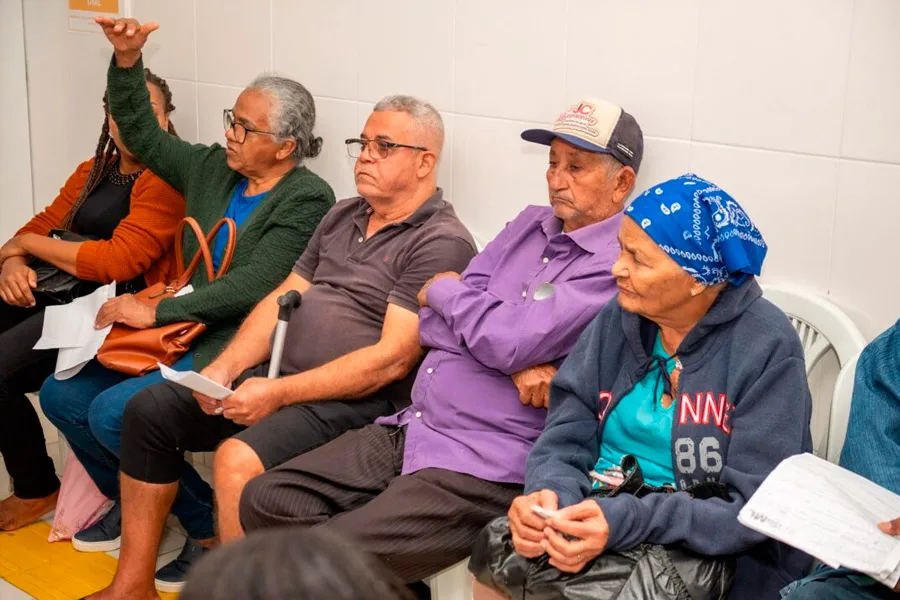 Mutirão do Glaucoma atende quase 800 pacientes em Teixeira de Freitas