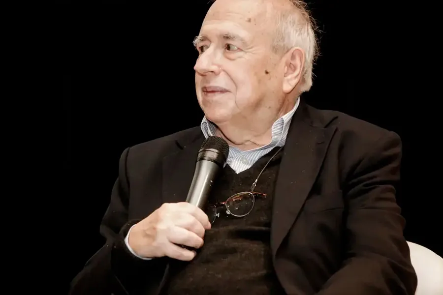 Morre o escritor Luís Fernando Veríssimo aos 88 anos de idade