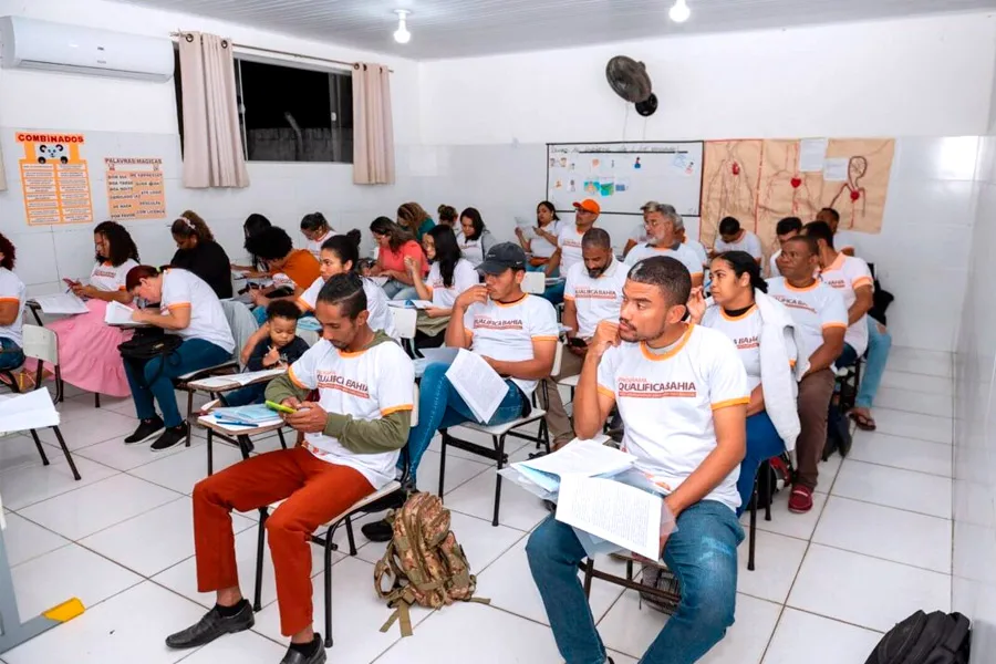 Prefeitura promove projeto Caminhando para o futuro