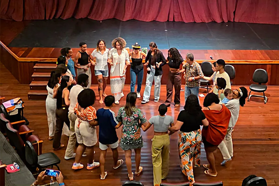 Caju de Leitores e UFSB fortalecem práticas pedagógicas com literatura indígena