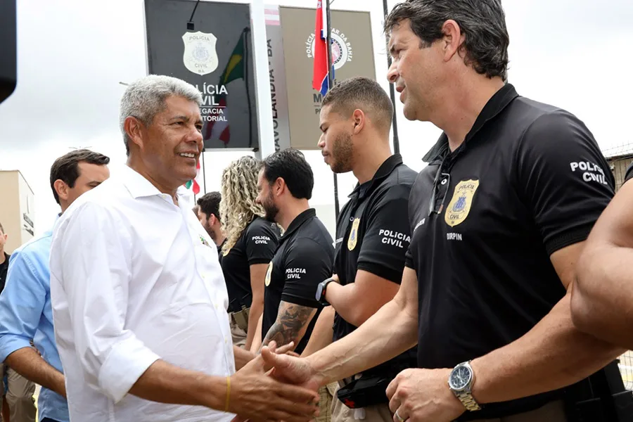 Governo do Estado inaugura unidade integrada de segurança e anuncia mais investimentos para Cravolândia