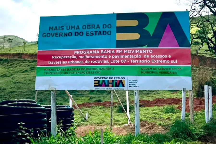 Vereda dá início às obras de asfaltamento na Ladeira do Bucho Vereda dá início às obras de asfaltamento na Ladeira do Bucho