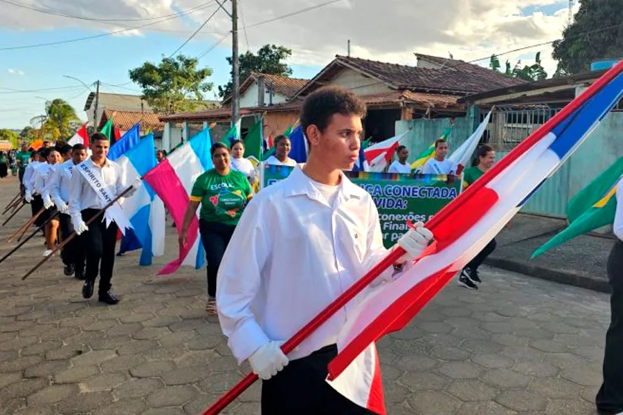 Tradição e patriotismo marcam desfile cívico do 7 de setembro no distrito de Taquarinha em Mucuri Tradição e patriotismo marcam desfile cívico do 7 de setembro no distrito de Taquarinha em Mucuri
