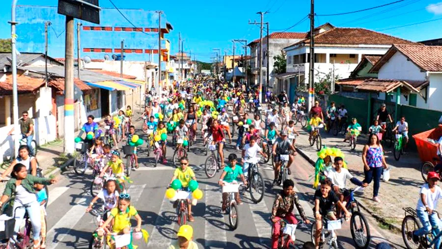 Patriotismo e alegria marcam o 7 de Setembro em Mucuri com desfile cívico e passeio ciclístico