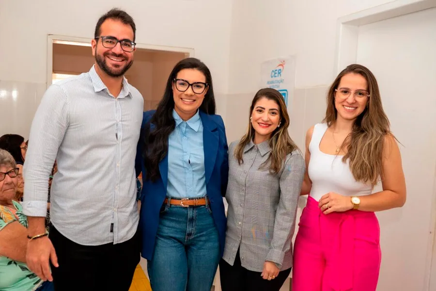 Prefeitura entrega mais de 190 aparelhos auditivos e promove inclusão social 