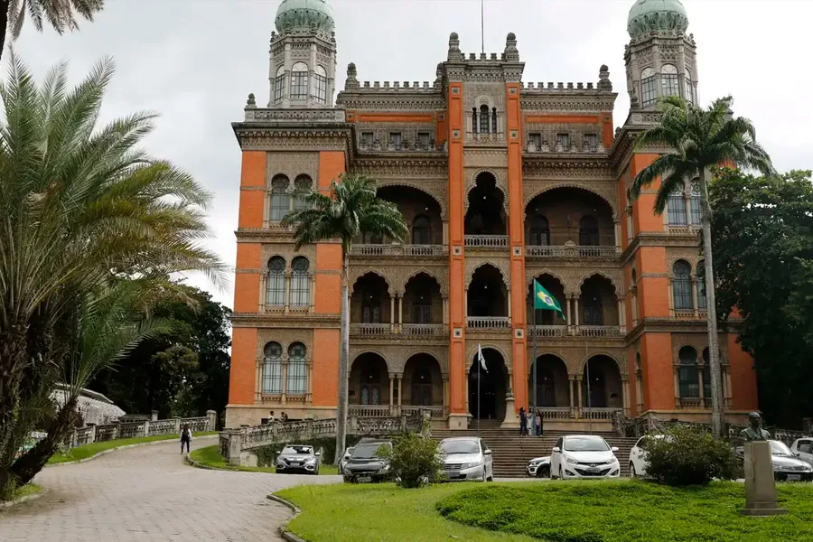 Institutos de Saúde do Brics propõem fortalecimento de parcerias