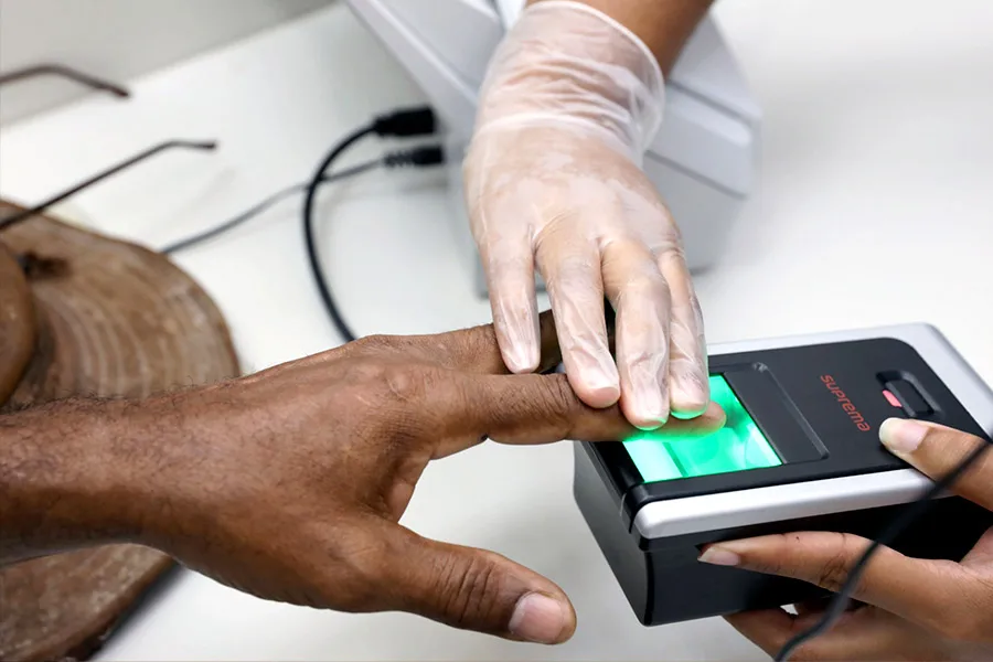 Nova lei garante emissão gratuita da Carteira de Identidade Nacional para população em situação de vulnerabilidade na Bahia