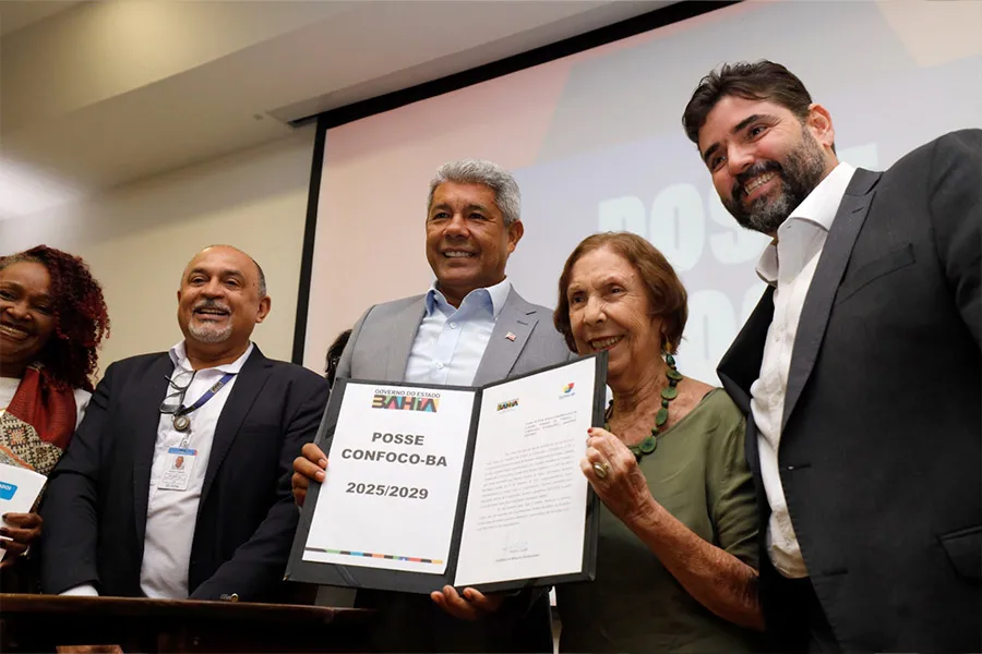 Estado empossa 44 novos conselheiros e nova presidente do Confoco na Bahia Estado empossa 44 novos conselheiros e nova presidente do Confoco na Bahia