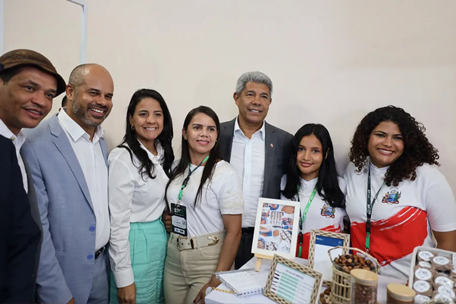 Setores de Ciência e Tecnologia se encontram na BTX 2025; governador participa da abertura