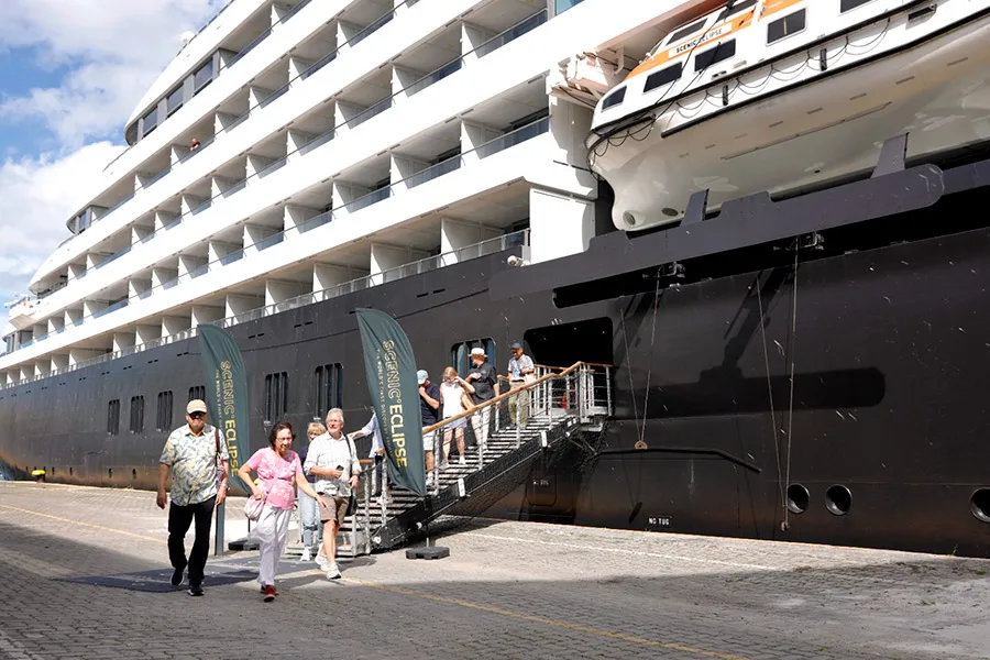 Temporada de cruzeiros 2025/2026 deve atrair mais de 260 mil turistas nacionais e internacionais ao litoral baiano
