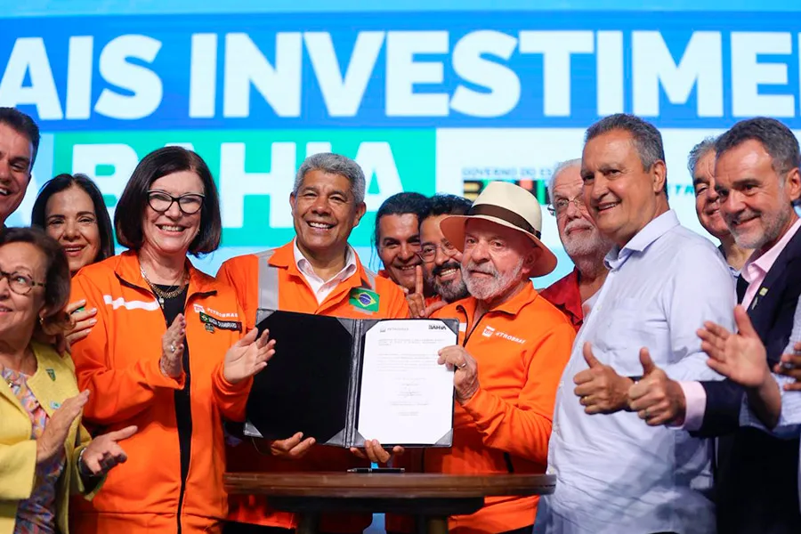 Em Maragogipe, Jerônimo e Lula concretizam retomada de investimentos na indústria naval e energética da Bahia Em Maragogipe, Jerônimo e Lula concretizam retomada de investimentos na indústria naval e energética da Bahia
