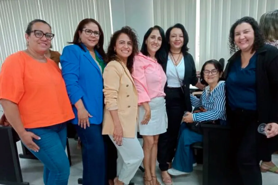 UNEB e NAEI promovem palestra sobre prevenção e manejo de crises em pessoas com TEA UNEB e NAEI promovem palestra sobre prevenção e manejo de crises em pessoas com TEA