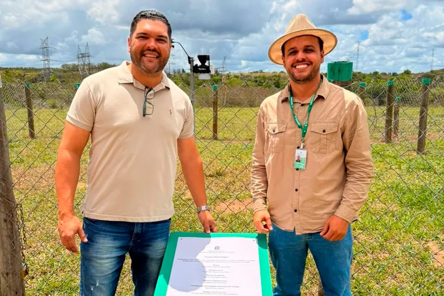 Medeiros Neto presente na inauguração da Estação Meteorológica do IF Baiano Medeiros Neto presente na inauguração da Estação Meteorológica do IF Baiano