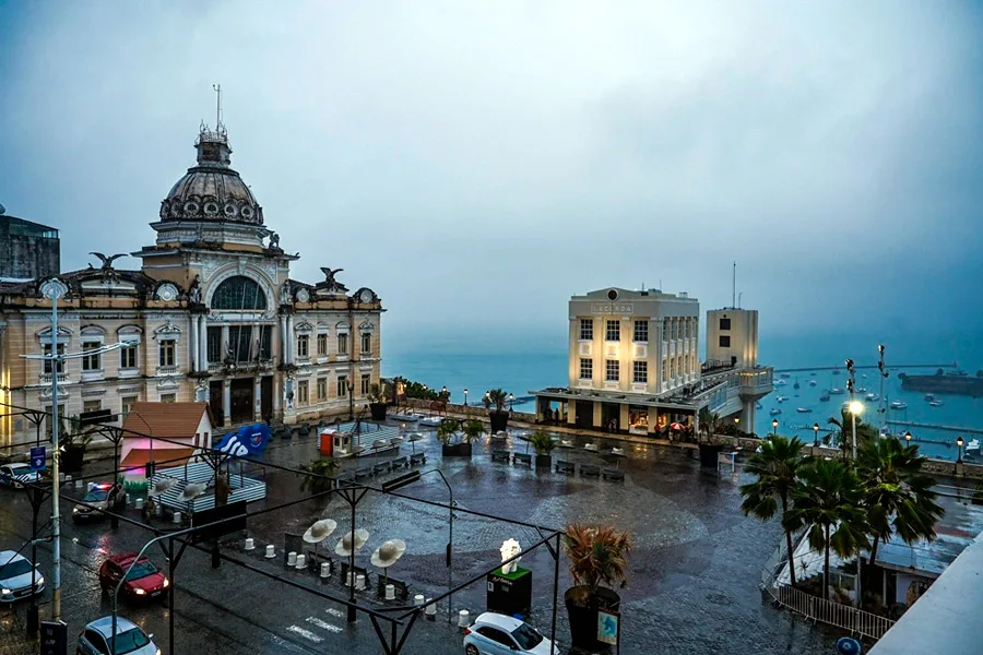 Chuva em Salvador já supera 200% da média mensal em alguns bairros