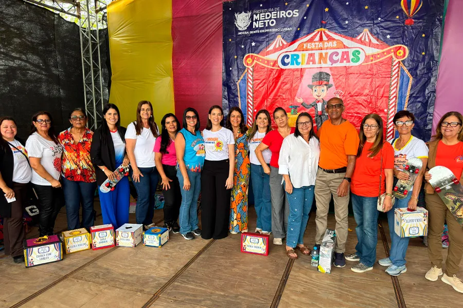 Prefeitura de Medeiros Neto promove um dia de pura alegria e emoção no Mês das Crianças