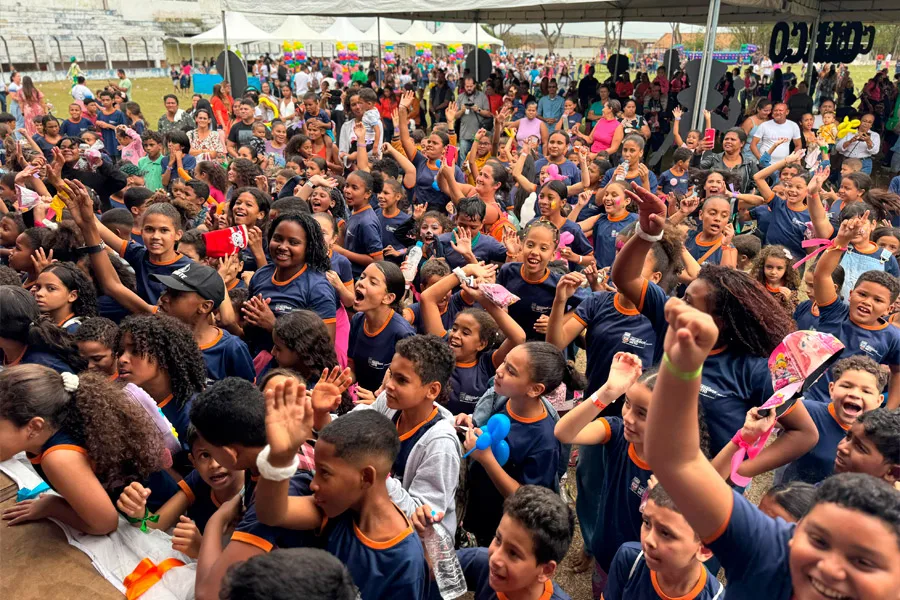 Prefeitura de Medeiros Neto promove um dia de pura alegria e emoção no Mês das Crianças