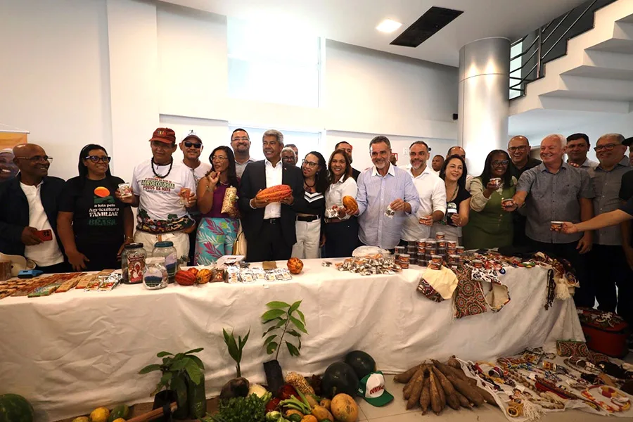 Em Feira de Santana, Jerônimo Rodrigues destaca força do sindicalismo rural durante encontro da Fetag-BA