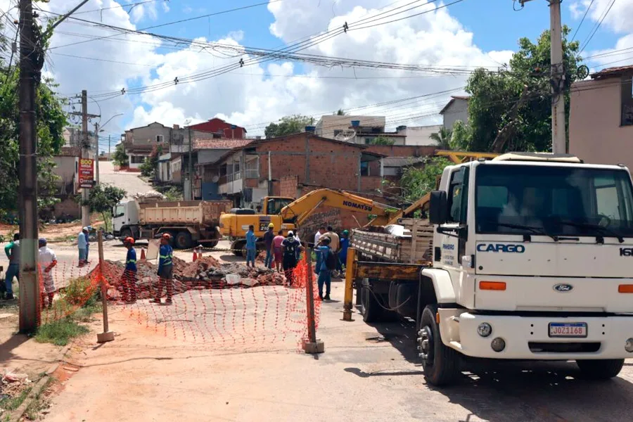 Prefeitura inicia obras de drenagem nas Ruas João Amaro Gomes e Macaúba