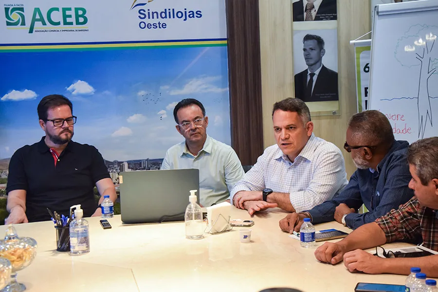Seagri debate projeto de arborização em Barreiras com apoio de instituições locais