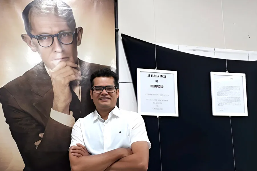 No Dia Nacional da Poesia, Almir Zarfeg dedica série de poemas a Carlos Drummond de Andrade