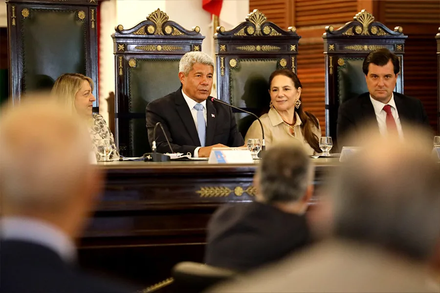 Jerônimo Rodrigues destaca eficiência da cooperação entre os poderes durante reunião com ministro Edson Fachin