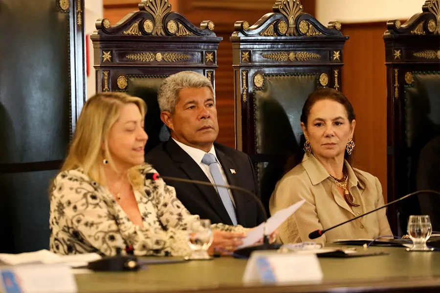 Jerônimo Rodrigues destaca eficiência da cooperação entre os poderes durante reunião com ministro Edson Fachin